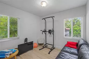 702 Boabadilla St, Coral Gables, FL 33134 - Photo 11