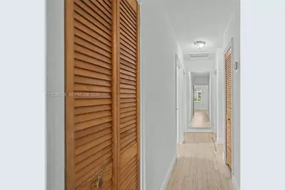 702 Boabadilla St, Coral Gables, FL 33134 - Photo 21