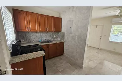 1830 Monroe St #1834, Hollywood, FL 33020 - Photo 3