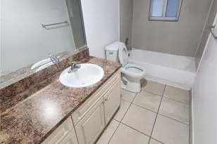 10820 SW 200th Dr, Cutler Bay, FL 33157 - Photo 11