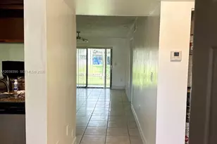 9953 NW Nob Hill Pl, Sunrise, FL 33351 - Photo 5