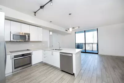 999 SW 1st Ave #2402, Miami, FL 33130 - Photo 7