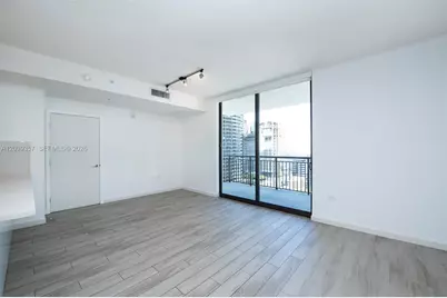999 SW 1st Ave #2402, Miami, FL 33130 - Photo 11