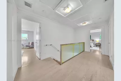 736 NE 17th Way, Fort Lauderdale, FL 33304 - Photo 13