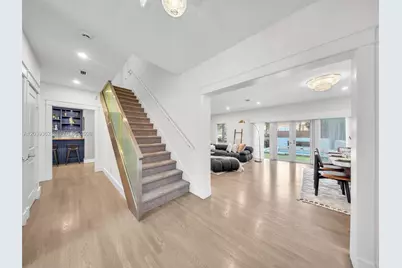 736 NE 17th Way, Fort Lauderdale, FL 33304 - Photo 5