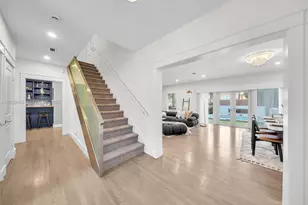 736 NE 17th Way, Fort Lauderdale, FL 33304 - Photo 5