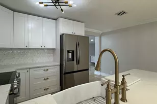 2181 SW 50th Ave, Fort Lauderdale, FL 33317 - Photo 5