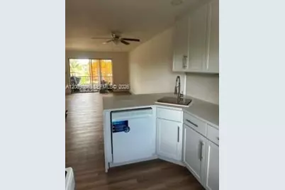 9272 SW 3rd St #413, Boca Raton, FL 33428 - Photo 3