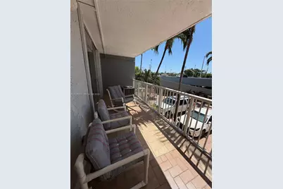 1800 NW 24th Ave #220, Miami, FL 33125 - Photo 5