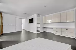 2950 NE 188th St, Aventura, FL 33180 - Photo 17