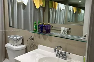 [Address not provided], North Miami, FL 33181 - Photo 15