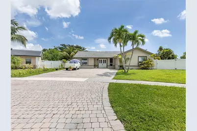 19323 Carolina Cir, Boca Raton, FL 33434 - Photo 3