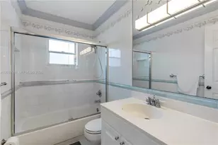 19323 Carolina Cir, Boca Raton, FL 33434 - Photo 23