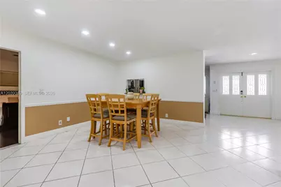 19323 Carolina Cir, Boca Raton, FL 33434 - Photo 7