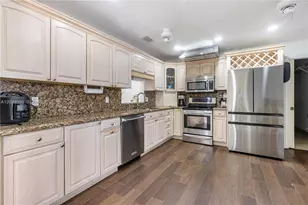 19323 Carolina Cir, Boca Raton, FL 33434 - Photo 1