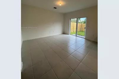 11965 NW 47th Mnr, Coral Springs, FL 33076 - Photo 5