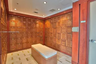 41 SE 5th St, Miami, FL 33131 - Photo 19