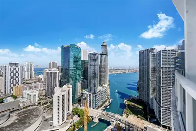41 SE 5th St #2409, Miami, FL 33131 - Photo 5