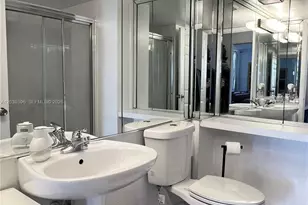 710 Washington Ave, Miami Beach, FL 33139 - Photo 13