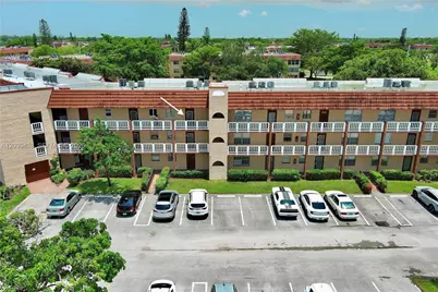 9281 Sunrise Lakes Blvd #308, Sunrise, FL 33322 - Photo 1