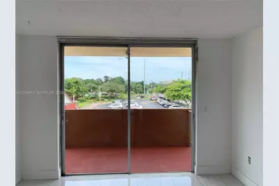 [Address not provided], North Miami, FL 33161 - Photo 11