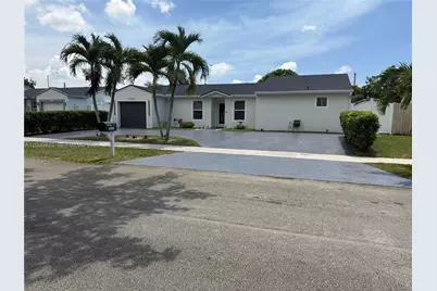 19331 NW 57th Ct, Miami, FL 33015 - Photo 3