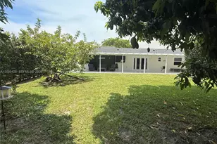19331 NW 57th Ct, Miami, FL 33015 - Photo 29