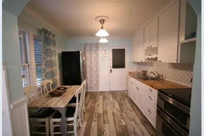 100 NE 5th St, Fort Lauderdale, FL 33301 - Photo 5