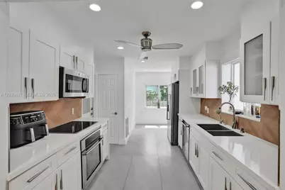 213 NE 43rd St #213, Miami, FL 33137 - Photo 37