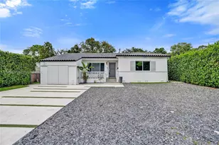213 NE 43rd St, Miami, FL 33137 - Photo 3