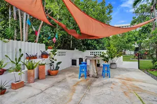 213 NE 43rd St, Miami, FL 33137 - Photo 43