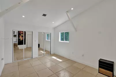 213 NE 43rd St #213, Miami, FL 33137 - Photo 25