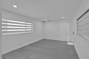 213 NE 43rd St, Miami, FL 33137 - Photo 31