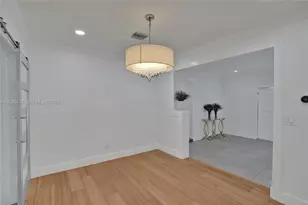 213 NE 43rd St, Miami, FL 33137 - Photo 21