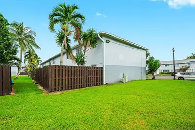 1774 SW 81st Ln #1, Davie, FL 33324 - Photo 25