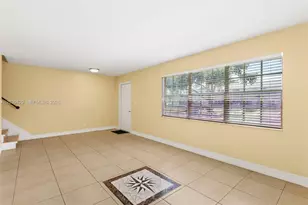 1774 SW 81st Ln, Davie, FL 33324 - Photo 5
