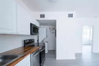 423 NE 71st St #4, Miami, FL 33138 - Photo 3