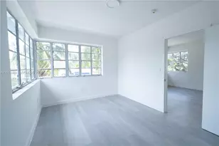 423 NE 71st St, Miami, FL 33138 - Photo 9