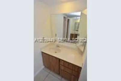 3630 Whitehall Dr #104, West Palm Beach, FL 33401 - Photo 13