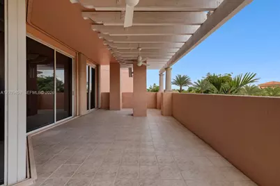 10 Edgewater Dr #4H, Coral Gables, FL 33133 - Photo 7