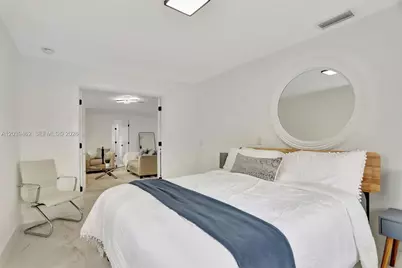 1220 NE 8 St, Pompano Beach, FL 33060 - Photo 9