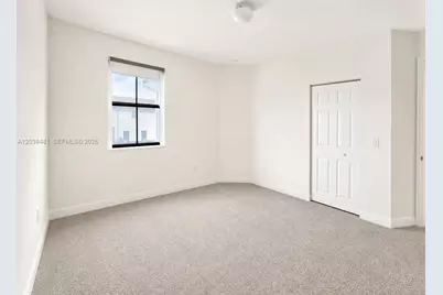 8605 NW 102nd Ct, Doral, FL 33178 - Photo 15