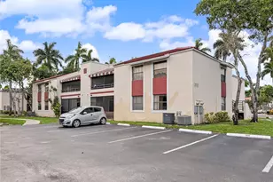 3rd Ct 20135, Miami, FL 33179 - Photo 7