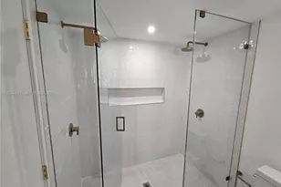 90 NE 32nd St, Miami, FL 33137 - Photo 31