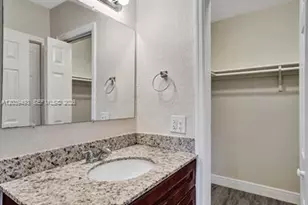 4041 NW 30th Terrace, Lauderdale Lakes, FL 33309 - Photo 9