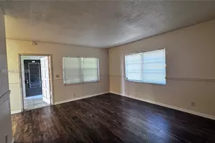 1522 NE 34th Ct, Oakland Park, FL 33334 - Photo 1