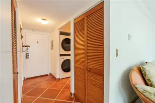 1450 Brickell Bay Dr, Miami, FL 33131 - Photo 17