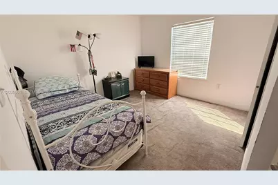 8631 SW 18th Pl, Davie, FL 33324 - Photo 17
