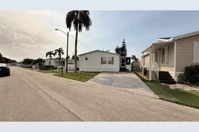8631 SW 18th Pl, Davie, FL 33324 - Photo 1