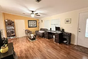 8631 SW 18th Pl, Davie, FL 33324 - Photo 5